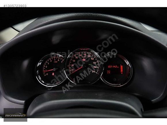AKYAMAN 2016 MODEL SANDERO 0.9 TCE 122.000 KM DE STEPWAY EASY-R