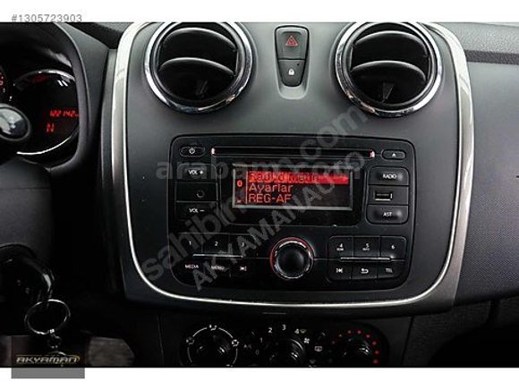 AKYAMAN 2016 MODEL SANDERO 0.9 TCE 122.000 KM DE STEPWAY EASY-R
