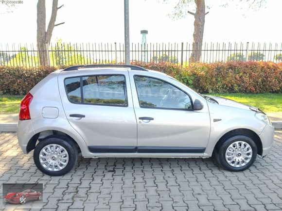 2009 DACİA SANDERO 1.4 BENZİNLİ DEĞİŞENSİZ 183.000km de