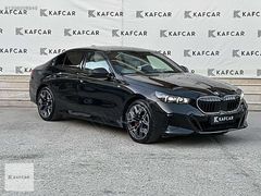 "KAFCAR" 2024 BMW 520i M SPORT + PRO + SHADOW + 20"JANT HATASIZ
