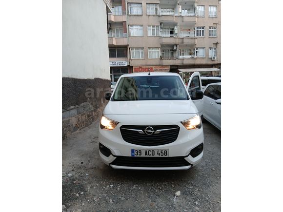 Sahibinden Opel Combo 1.5 CDTI Edition 2022 Model  58.000 km Beyaz