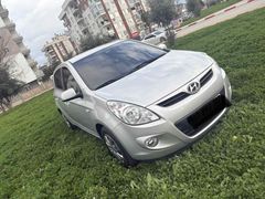 Galeriden Hyundai i20 1.4 CRDi Team 2012 Model Antalya