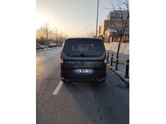 Sahibinden Ford Tourneo Courier 1.5 TDCi Titanium 2022 Model