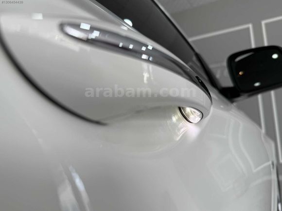 HS MOTORS 2014 BMW 520i