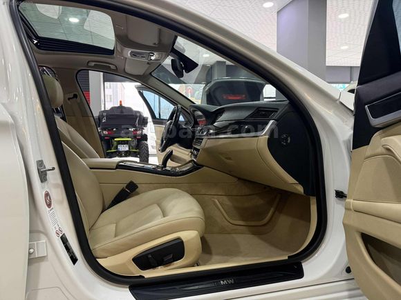 HS MOTORS 2014 BMW 520i