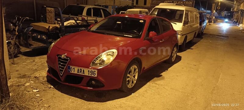 Sahibinden Alfa Romeo Giulietta 1.4 TB MultiAir Distinctive 2012 Model Degisensiz