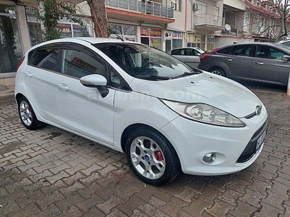 2012 Titanium Ford Fiesta
