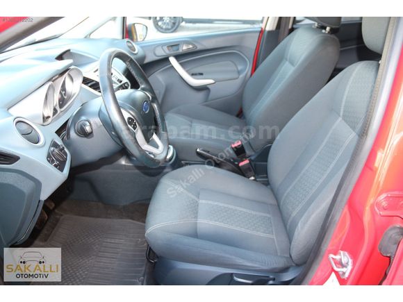 Sadece 100'Binde Otomatik Ford Fiesta 1.4 Titanium