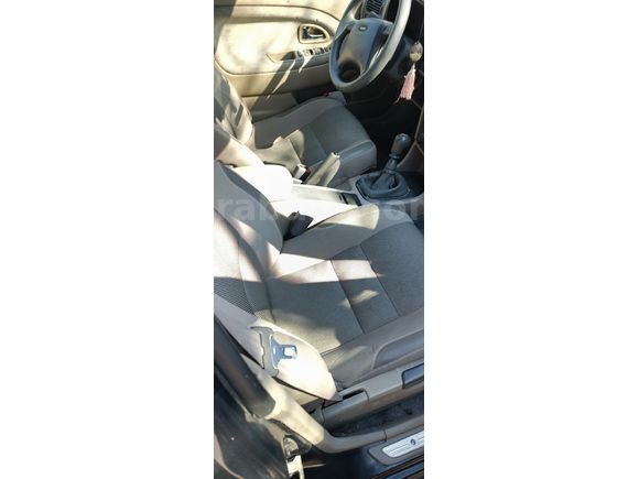 ACİL FİYAT DÜŞTÜ Sahibinden Volvo S40 1.6 2001 Model