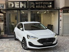 DEMİR 2023 FOCUS 1.0 ECOBOOST HYBRİT TİTANIUM STİLL 127.000 KM