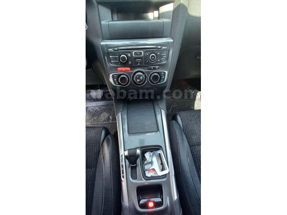 Sahibinden Citroen C4 1.6 e-HDi Exclusive 2013 Model