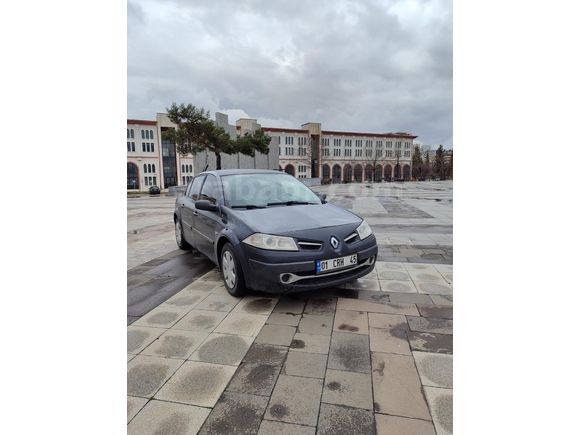 SAHİBİNDEN ACİL DÜŞÜK KM MEGANE2