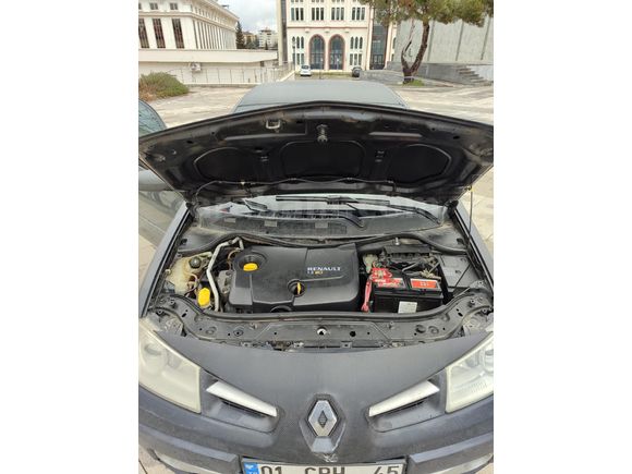 SAHİBİNDEN ACİL DÜŞÜK KM MEGANE2