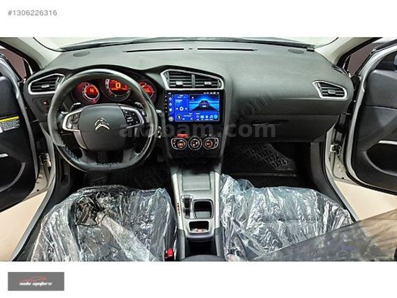 NİDA MOTORS'dan 2013 CİTROEN C4 1.6e-HDi CONFORT PLUS GERİ GÖRÜŞ