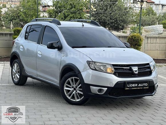 LİDER AUTO"DAN TR EN UYGUN FİYATI 2015 1.5 DCİ TAKSİ CIKMASI