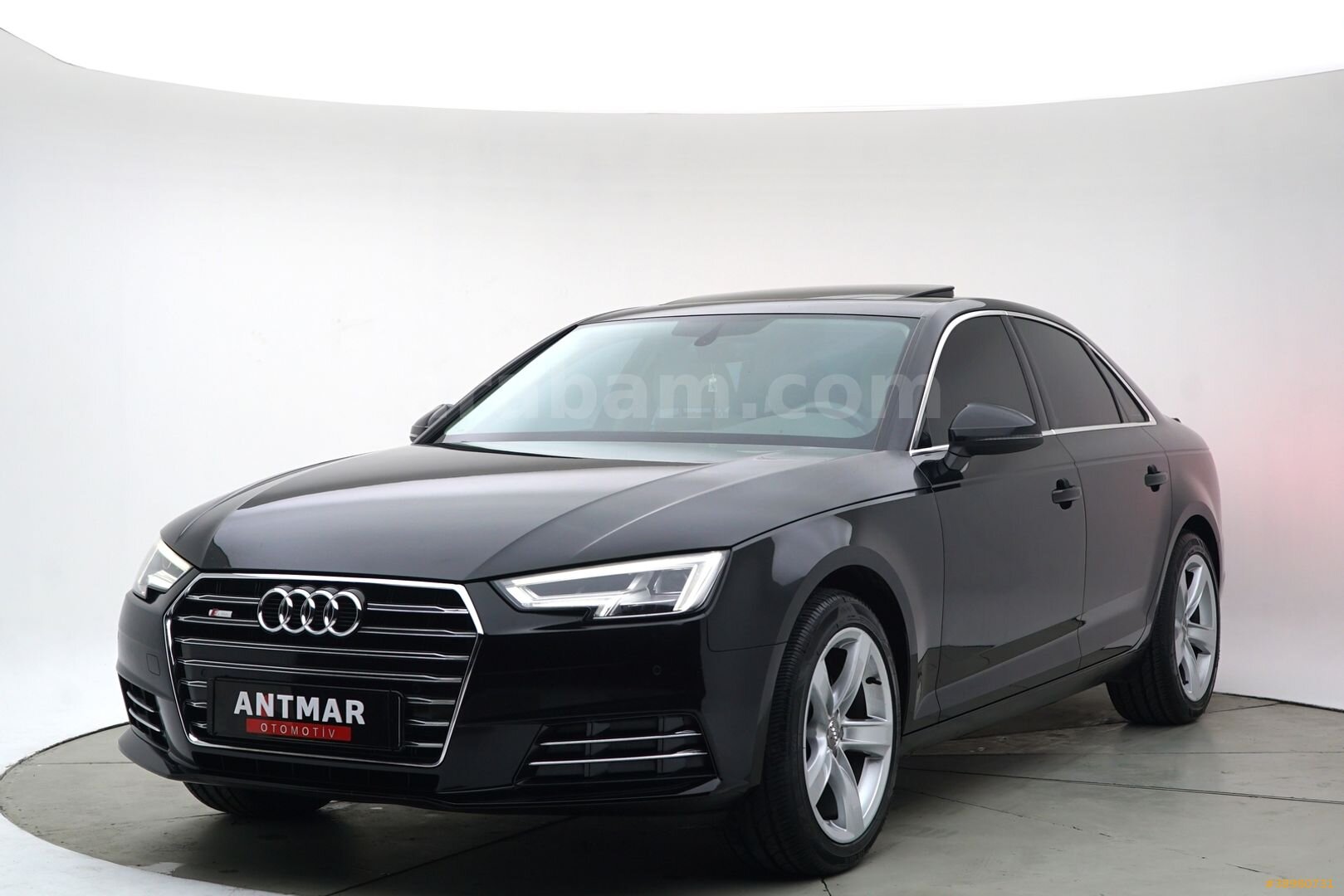 Galeriden Audi A4 Sedan 1.4 TFSI Dynamic 2016 Model Antalya 350.000 km Siyah 1