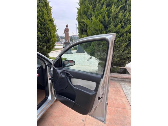 HATASIZ KAZASIZ 230.000 KM FOCUS