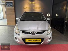 KARNER'DEN 2012 MODEL HYUNDAİ İ20 1.4 CRDİ