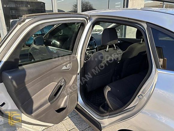 K.K 12 TAKSİT/ 2014/ FORD FOCUS 1.6Tİ-VCT TITANIUM/ YENİ BAKIMLI