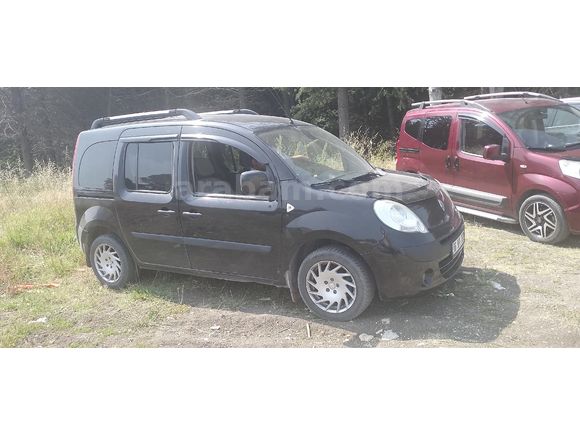 Sahibinden Renault Kangoo Multix 1.5 dCi Expression Chromeline 2010 Model  292.000 km Siyah
