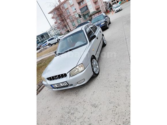 Masrafsız  Hyundai Accent 1.5 GL 2001 Model