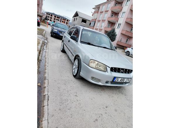 Masrafsız  Hyundai Accent 1.5 GL 2001 Model