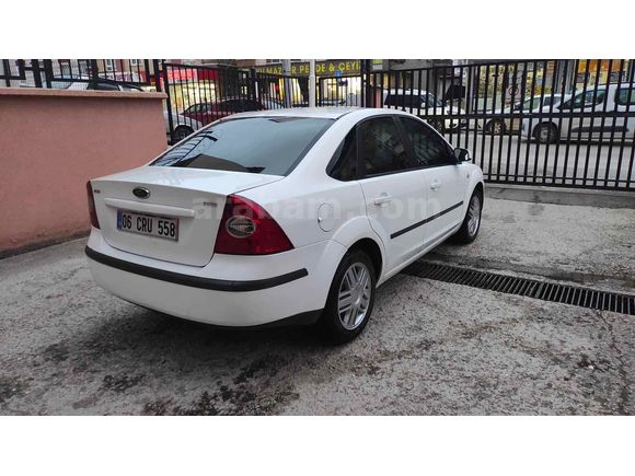 Sahibinden Ford Focus 1.6 TDCi Ghia 2007 Model 