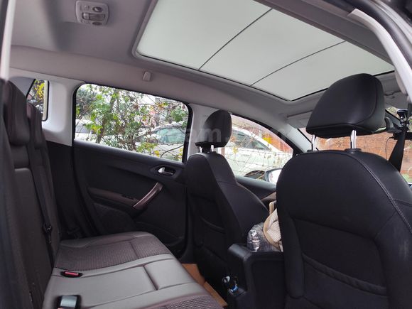 HASAR KAYITSIZ DEĞİŞENSİZ PEUGEOT2008