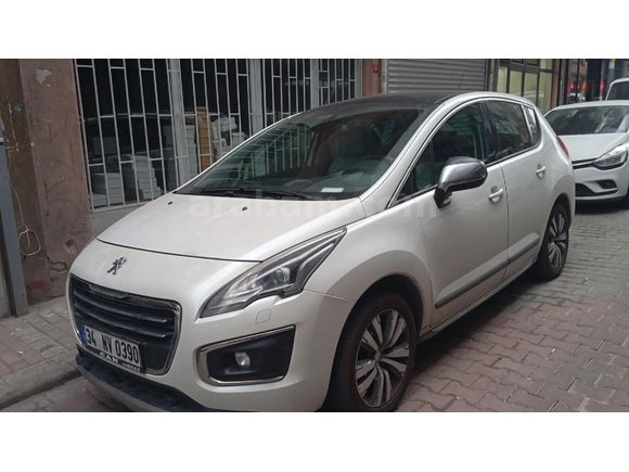 Sahibinden Peugeot 3008 1.6 BlueHDi Feline 2015 Model İstanbul 134.500 km Beyaz