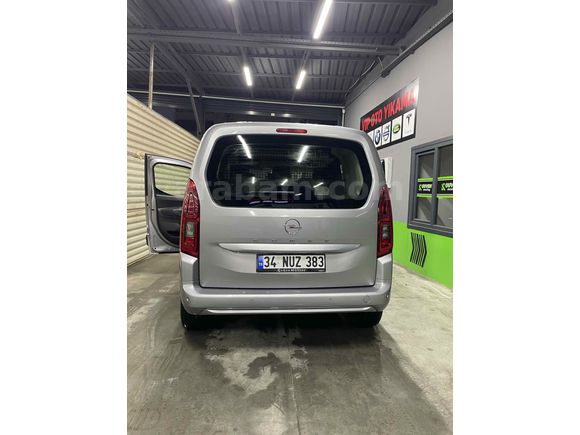 Sahibinden Opel Combo 1.5 CDTI Essential 2025 Model 
