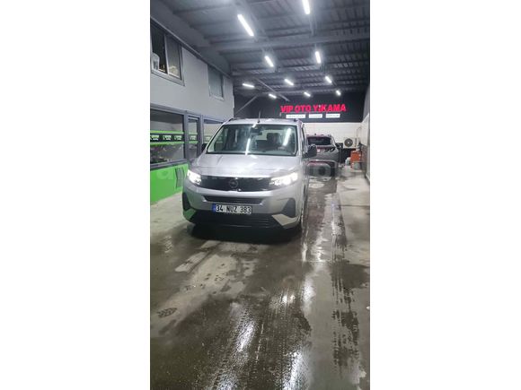 Sahibinden Opel Combo 1.5 CDTI Essential 2025 Model 