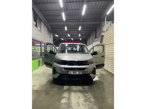 Sahibinden Opel Combo 1.5 CDTI Essential 2025 Model 
