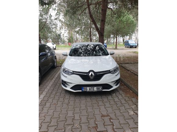 İlk Sahibinden Megane 4 2025 Model 1.3tce manuel vites