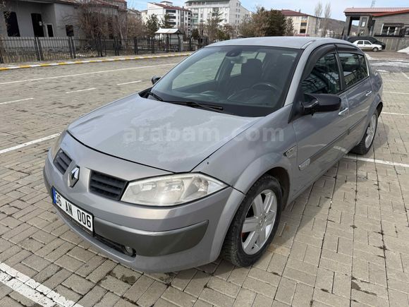 Galeriden Renault Megane 1.6 Dynamique 2005 Model Kars