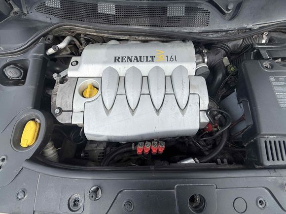 Galeriden Renault Megane 1.6 Dynamique 2005 Model Kars
