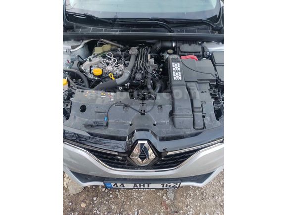 Sahibinden Renault Megane 1.3 TCe Touch 2025 Model 