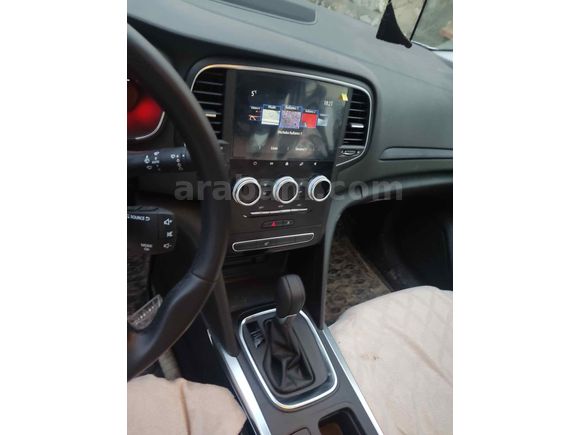 Sahibinden Renault Megane 1.3 TCe Touch 2025 Model 