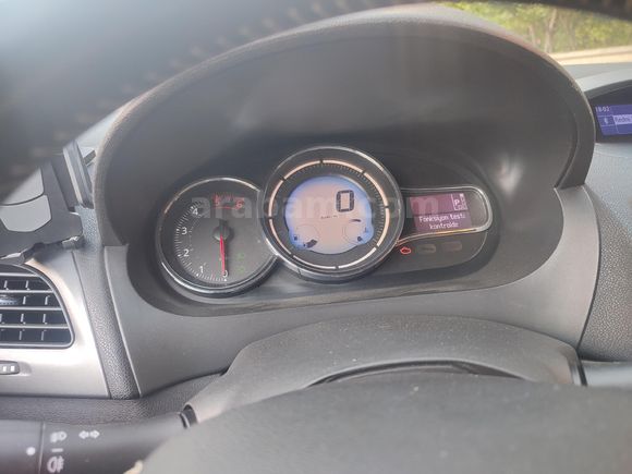 Sahibinden Renault Fluence 1.5 dCi Touch Plus 2014 Model