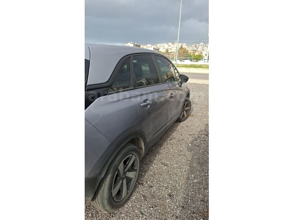 Sahibinden Opel Crossland 1.2 T Essential 2022 Model İzmir 33.500 km Gri (metalik)