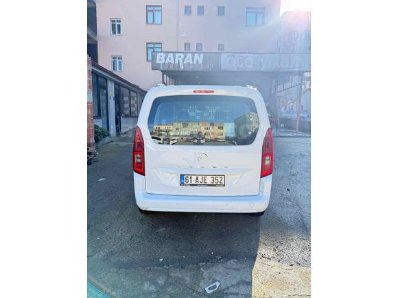 Sahibinden Opel Combo 1.5 CDTI Essential 2025 Model 