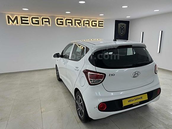 MEGA GARAGE 2017 MODEL HYUNDAİ i10 1.0 SYTLE OTOMATİK HATASIZ