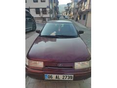 Sahibinden Lada Vega 1.5 16v 2005 Model  300.000 km Kırmızı