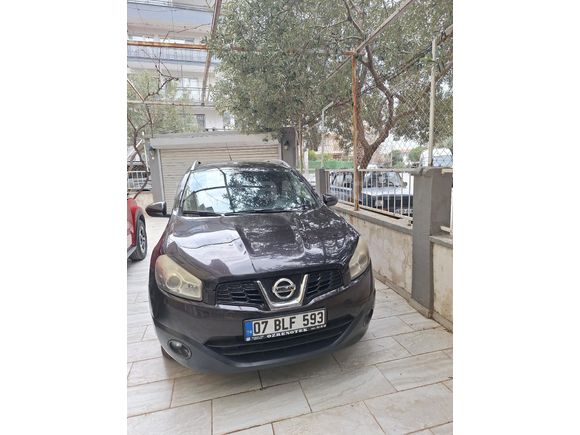 ACİLL Sahibinden son fiyat  Nissan Qashqai+2 1.5 dCi Tekna Pack 2011 Model