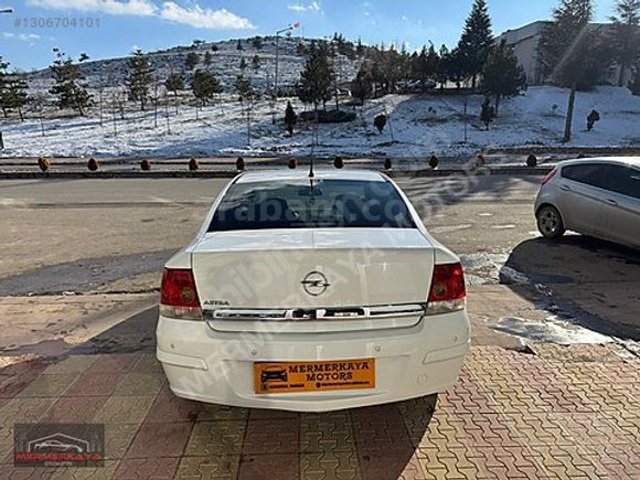 - DÜŞÜK KM - GARAJ ARABASI - OPEL ASTRA -