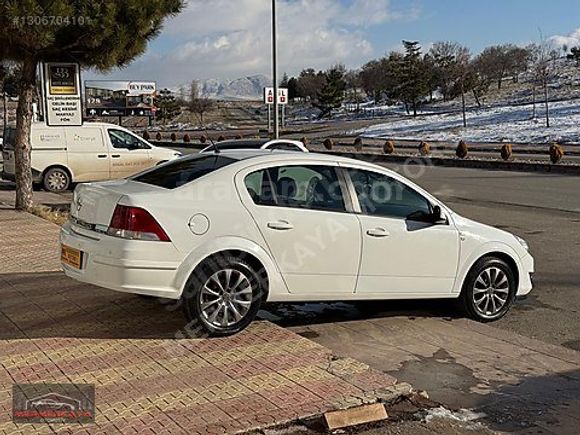- DÜŞÜK KM - GARAJ ARABASI - OPEL ASTRA -