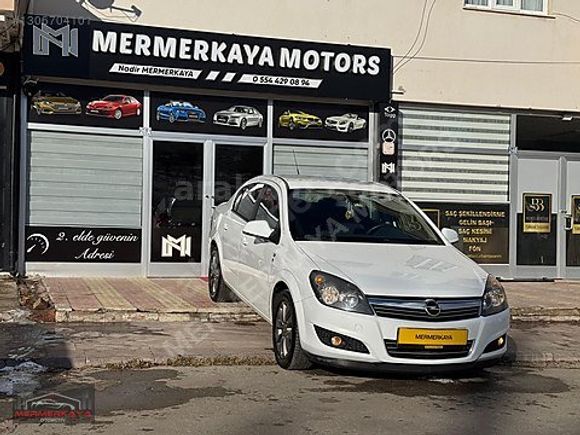- DÜŞÜK KM - GARAJ ARABASI - OPEL ASTRA -