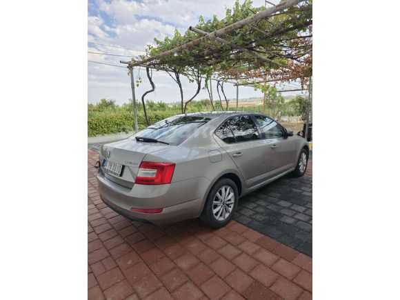 Sahibinden Skoda Octavia 1.6 TDI Style CR 2015 Model