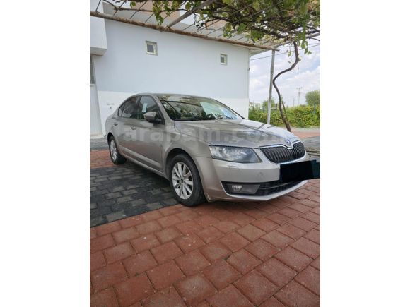 Sahibinden Skoda Octavia 1.6 TDI Style CR 2015 Model