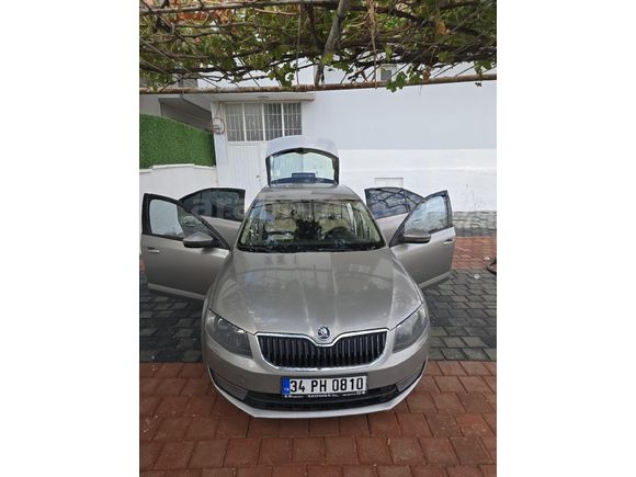 Sahibinden Skoda Octavia 1.6 TDI Style CR 2015 Model