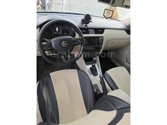 Sahibinden Skoda Octavia 1.6 TDI Style CR 2015 Model